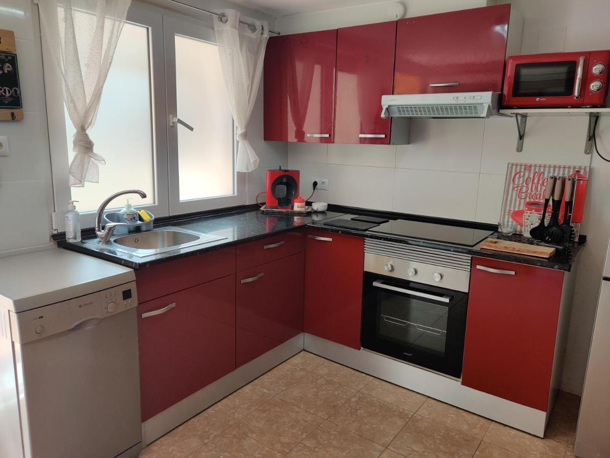 פובלה דה פארנאלס Apartamento Barbacoa, Piscina Y Playa חדר תמונה
