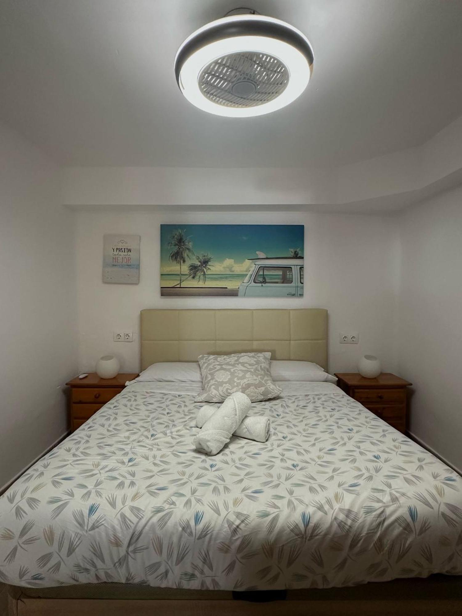 פובלה דה פארנאלס Apartamento Barbacoa, Piscina Y Playa מראה חיצוני תמונה