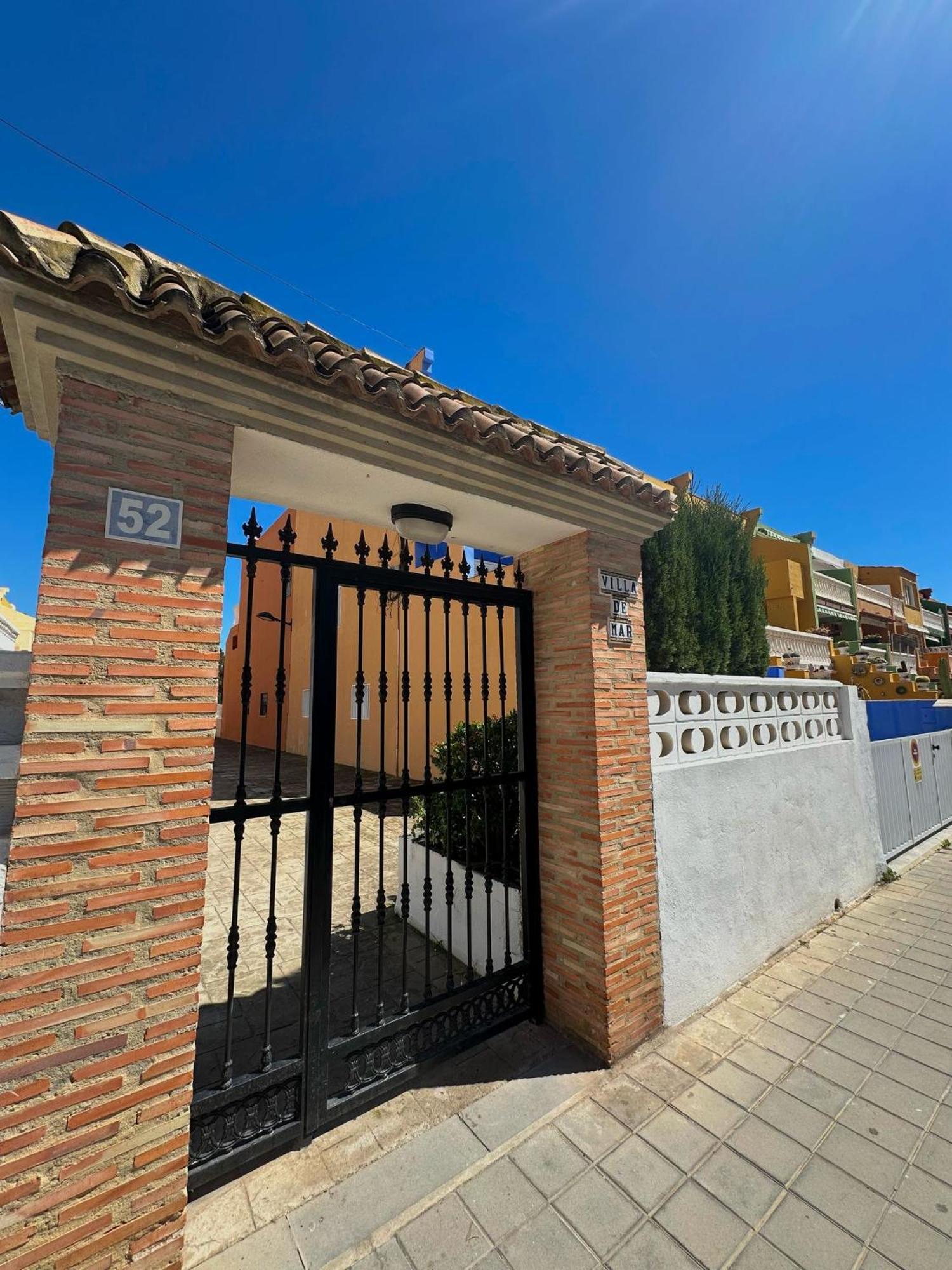 פובלה דה פארנאלס Apartamento Barbacoa, Piscina Y Playa מראה חיצוני תמונה