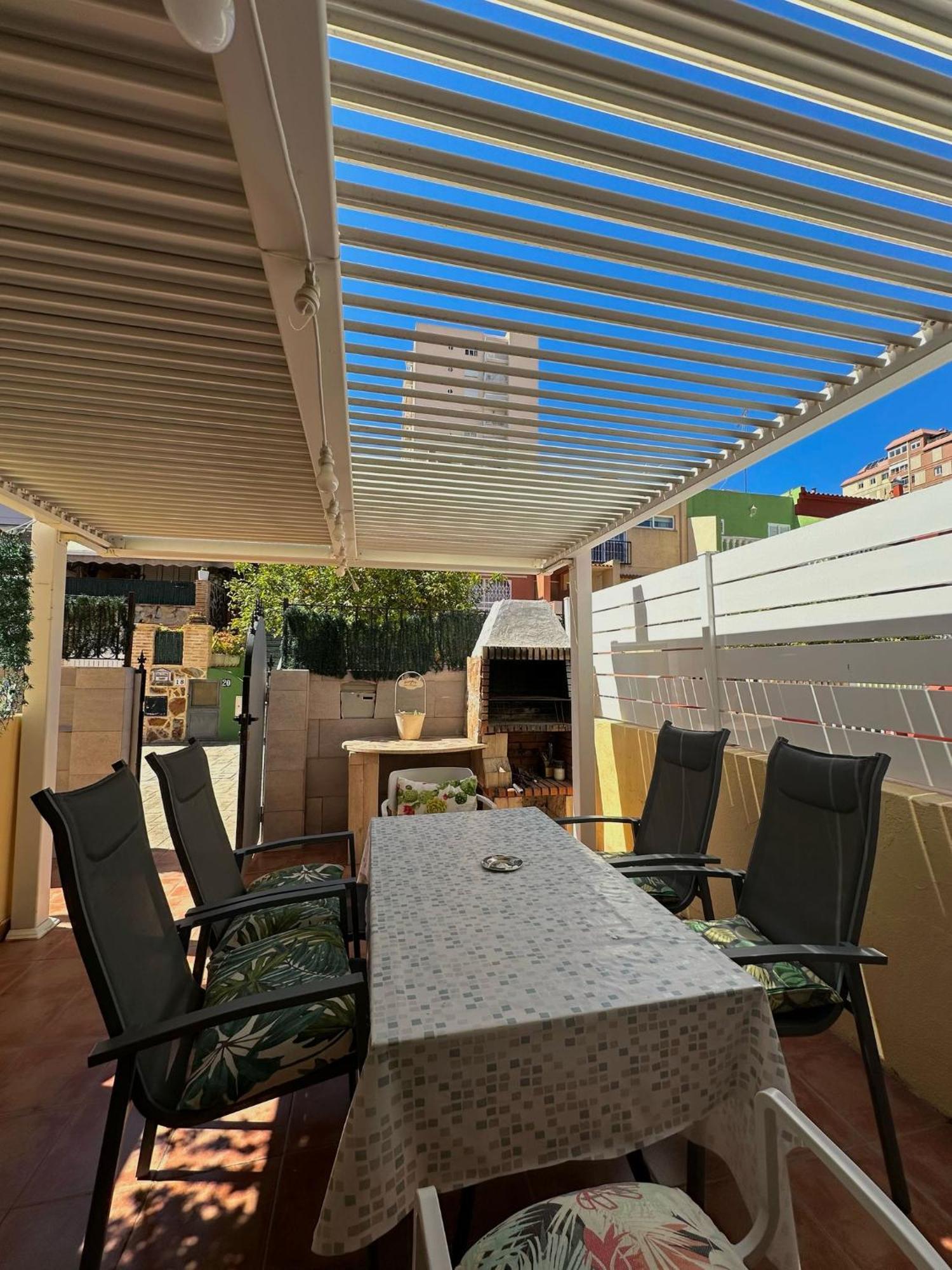 פובלה דה פארנאלס Apartamento Barbacoa, Piscina Y Playa מראה חיצוני תמונה